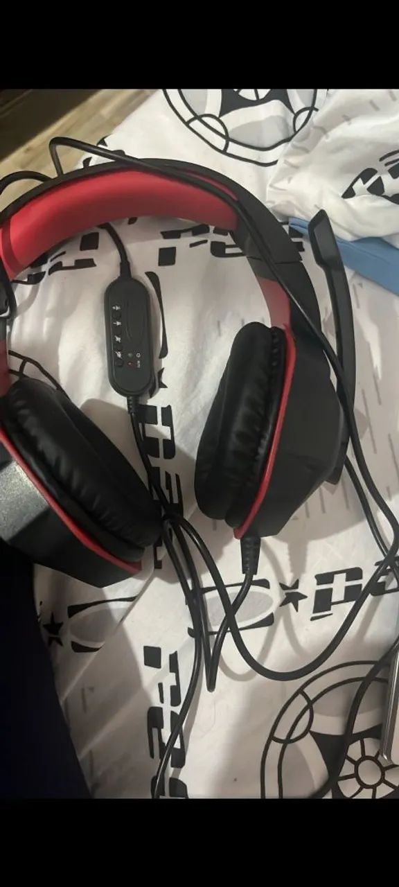 Fone e mause gamer