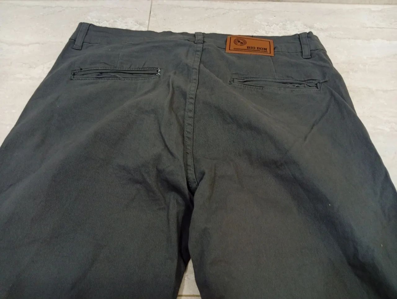 Calça Sarja Masculina Cinza 44 - Nova - Foto 4