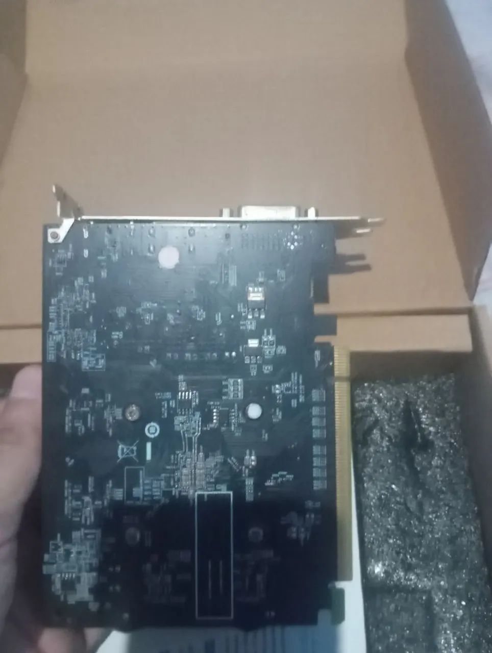 Placa de vídeo rx 550 4 gb - Foto 3