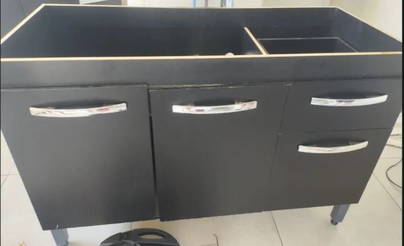 Vende-se armário e balcão de pia  - Foto 2