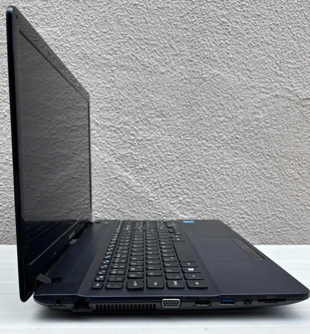 Notebook SAMSUNG NP270E5K - i3/4GB/SSD - Foto 2
