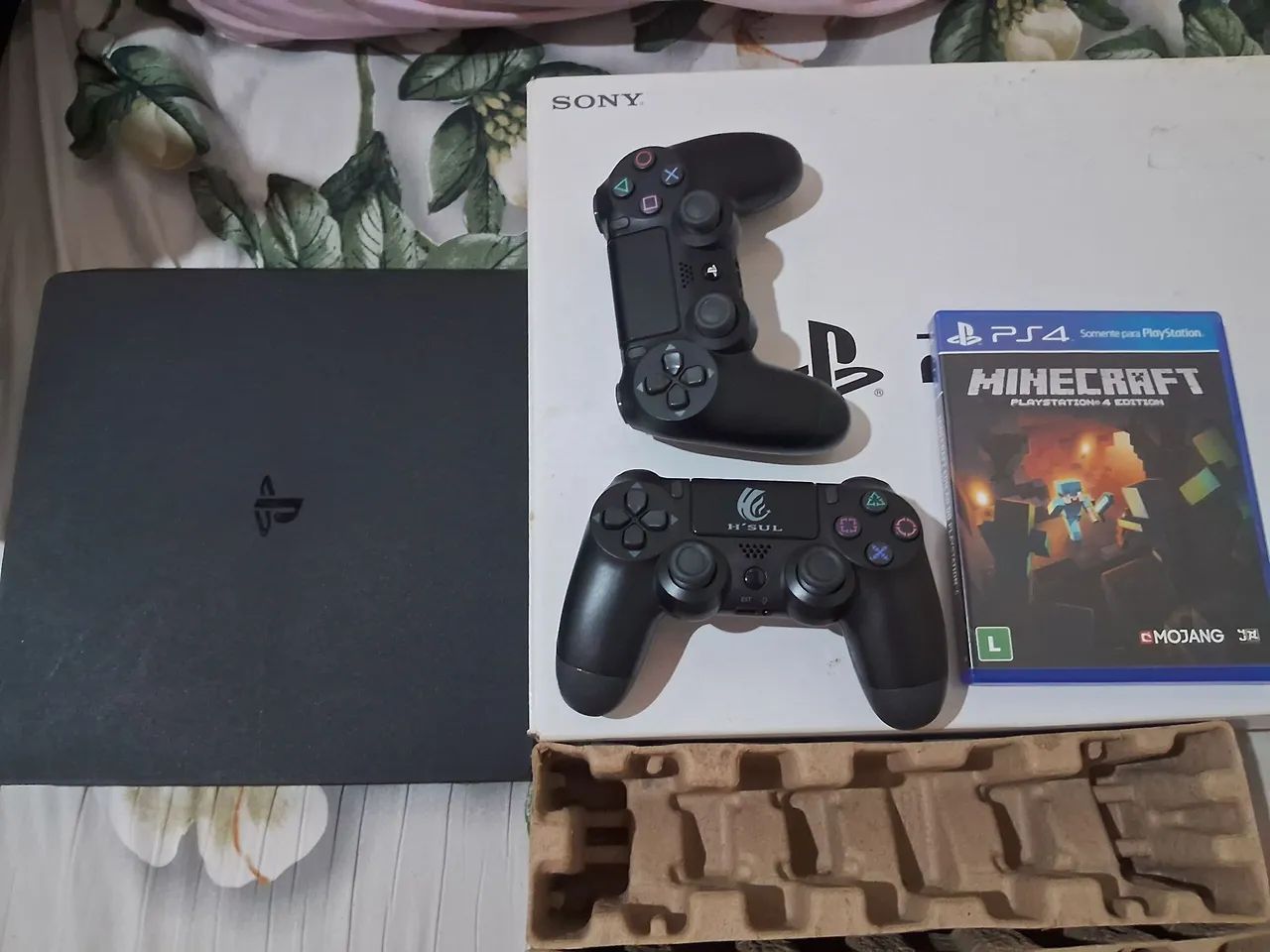 Ps4 desbloqueado 2 controles e jogos  - Foto 2