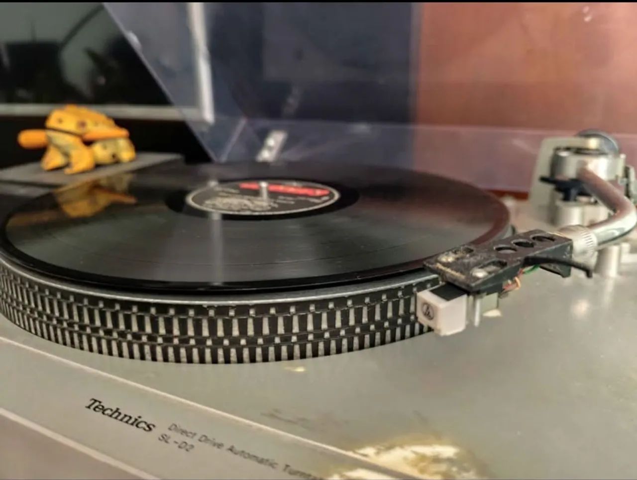 Toca Discos TECHNICS SL-D2 - Foto 5