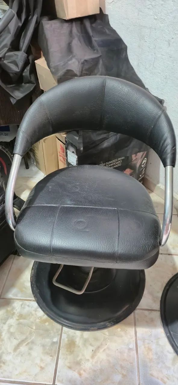 Cadeira de Cabeleireiro Hidráulica  - Foto 2