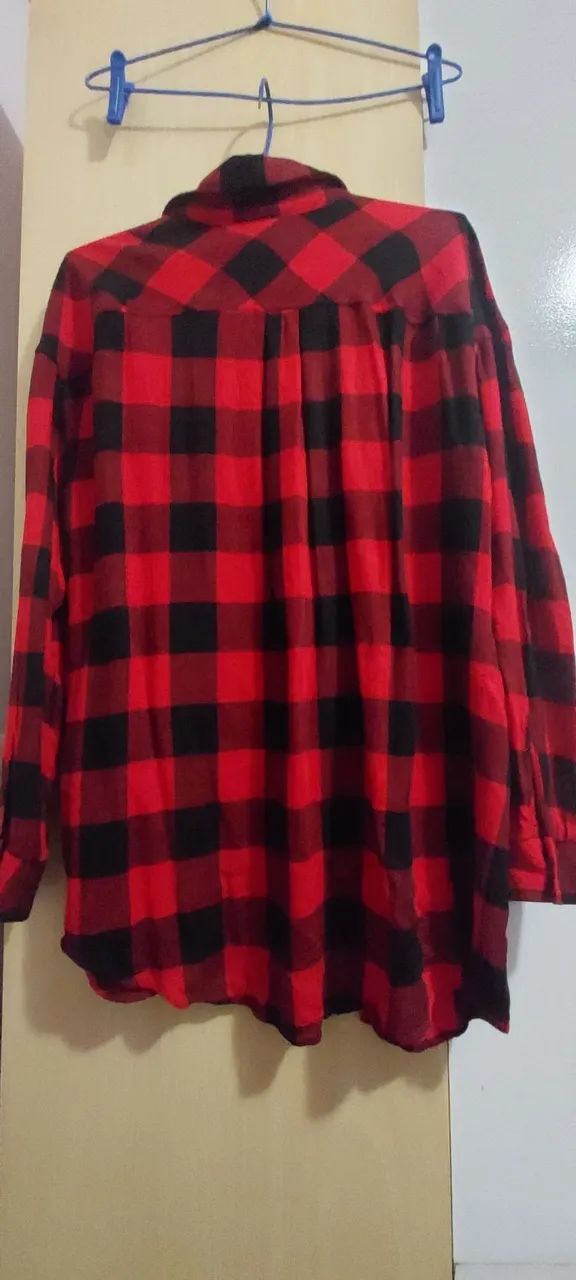 Camisete xadrez vermelha e preta - Foto 2