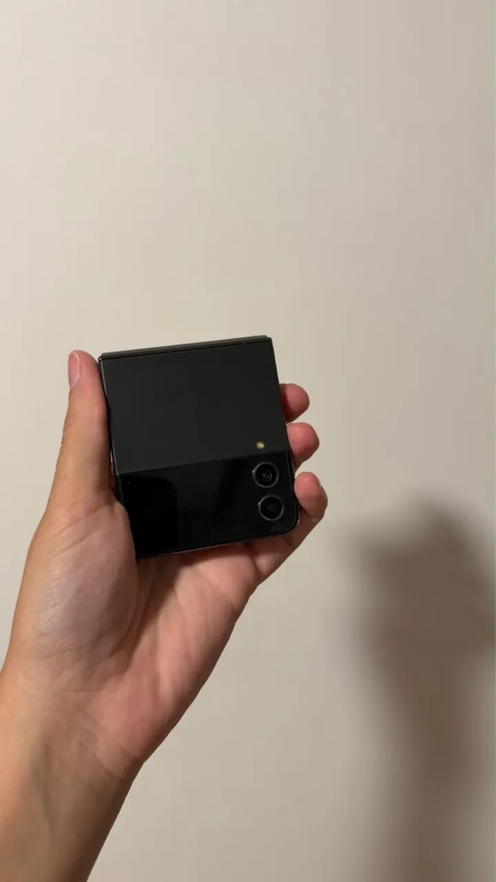 Samsung Z Flip 4  - Foto 2