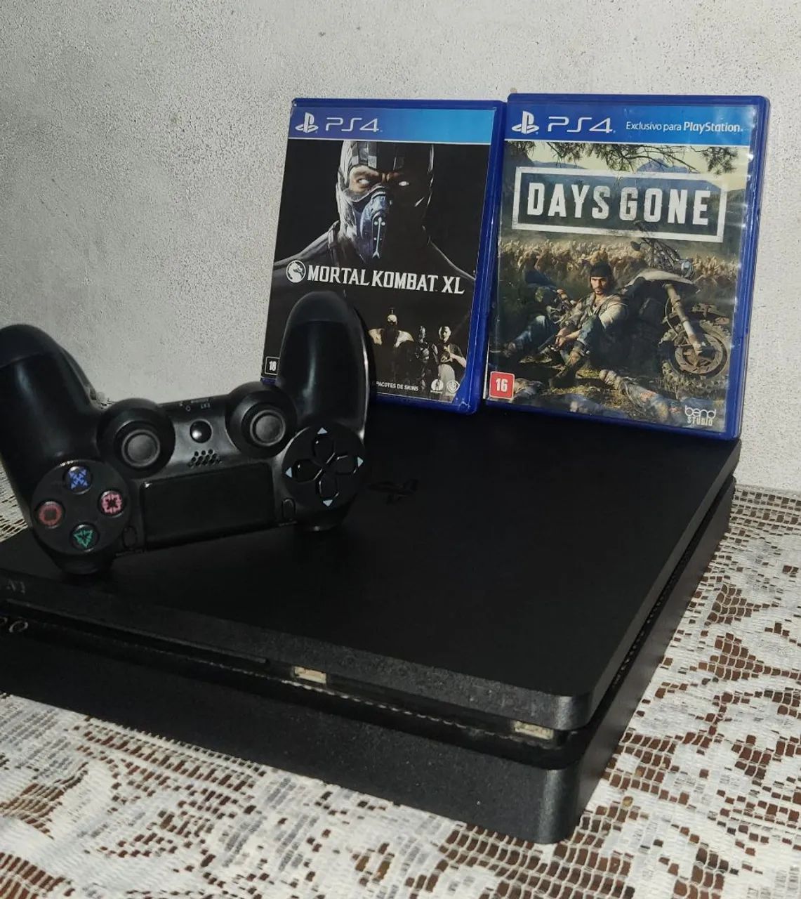 PS4 SLIM 1TB