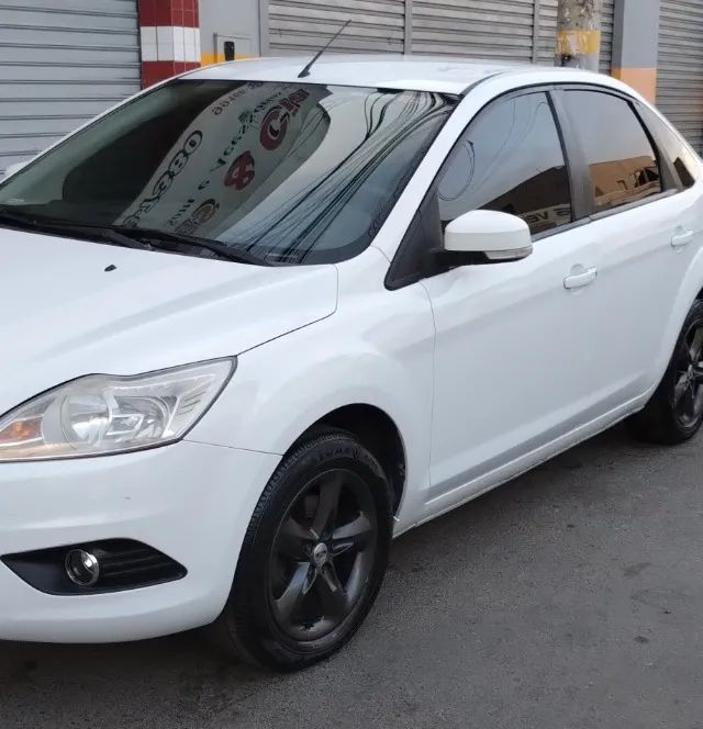 Ford Focus Focus Sedan 2.0 16V/2.0 16V Flex 4p 2010