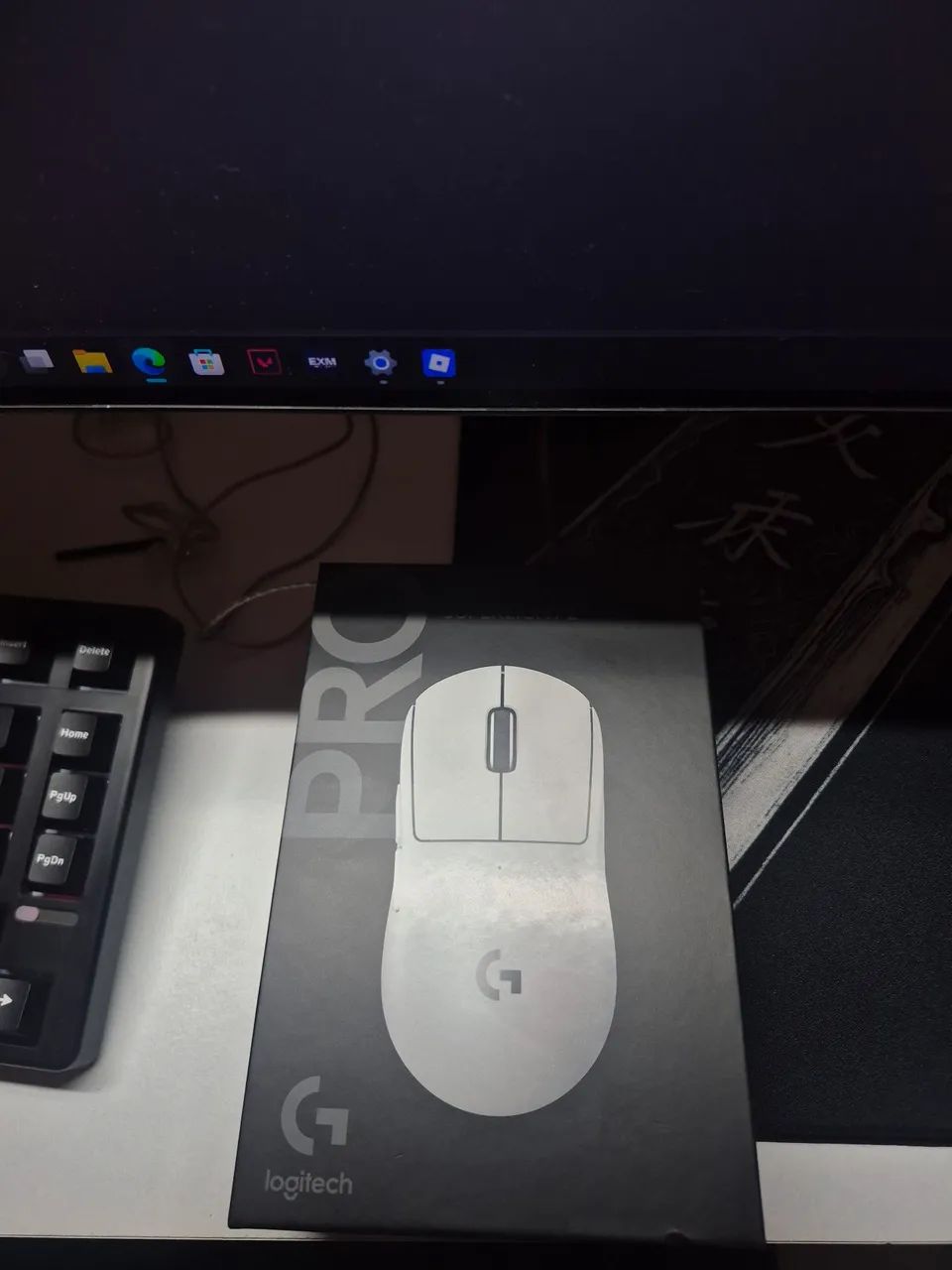 Logitech G Pro X Superlight 2 - Lacrado - Foto 3