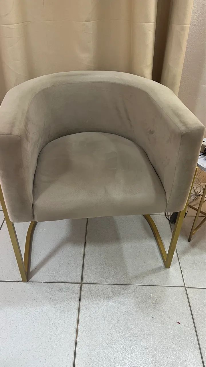 2 Poltronas em veludo 65578364582531122