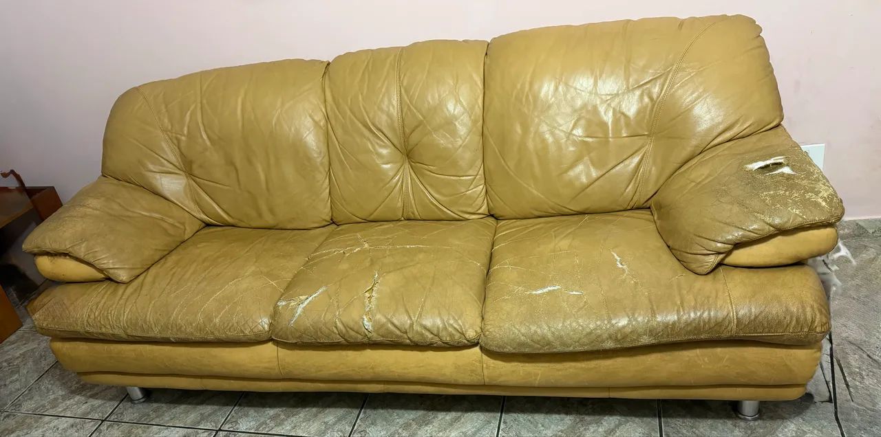 Conjunto de sofás 2 lugares de 1,60 3 lugares de 2,25 cm em couro para reforma 
