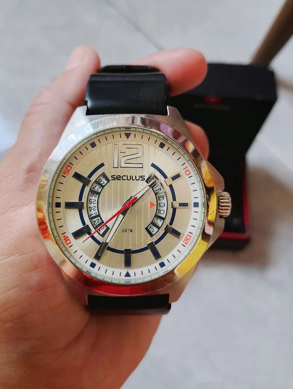 Vendo relógios semi novos  - Foto 4