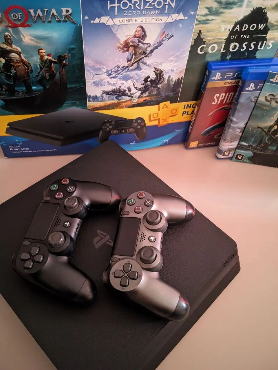 PS4 Slim à venda!