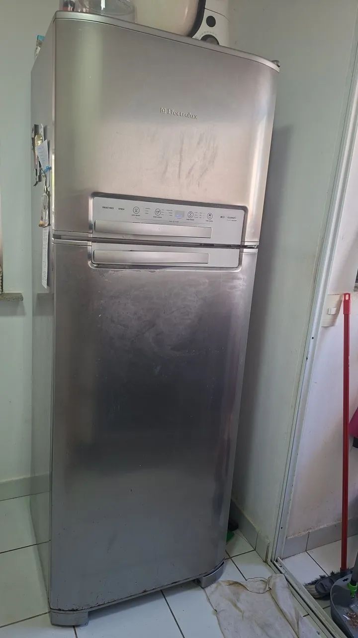 Geladeira usada - Electrolux
