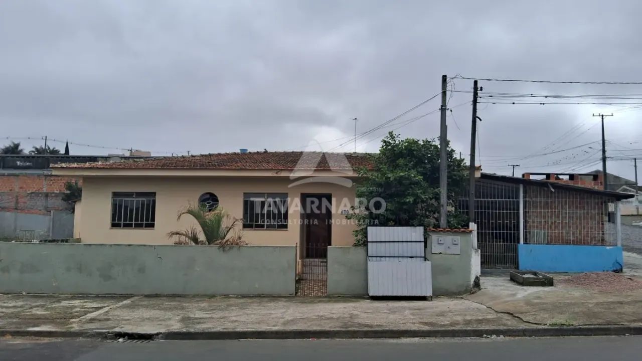 Casa Padrão em Ponta Grossa