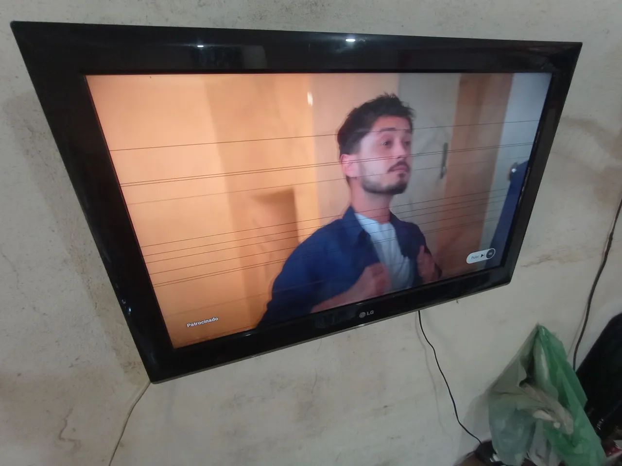 TV LG não é smart 32 polegadas tem controle - Foto 2