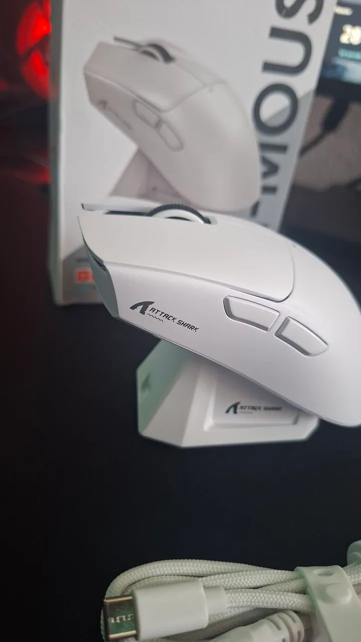 Mouse Gamer Sem Fio - Attack Shark X11 Branco - Foto 2