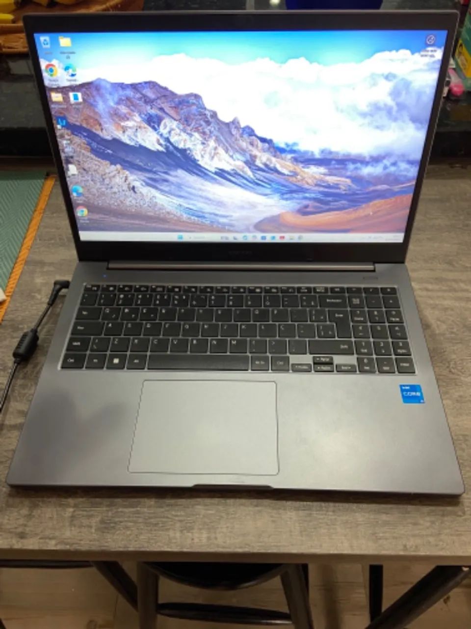 Samsung book 550XDA- 8gb RAM 512 arm. Notebook para trabalho