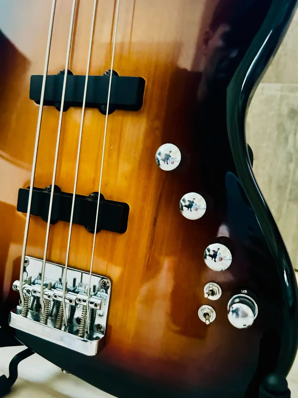 BAIXO SQUIER COM D OLIVEIRA - Foto 5