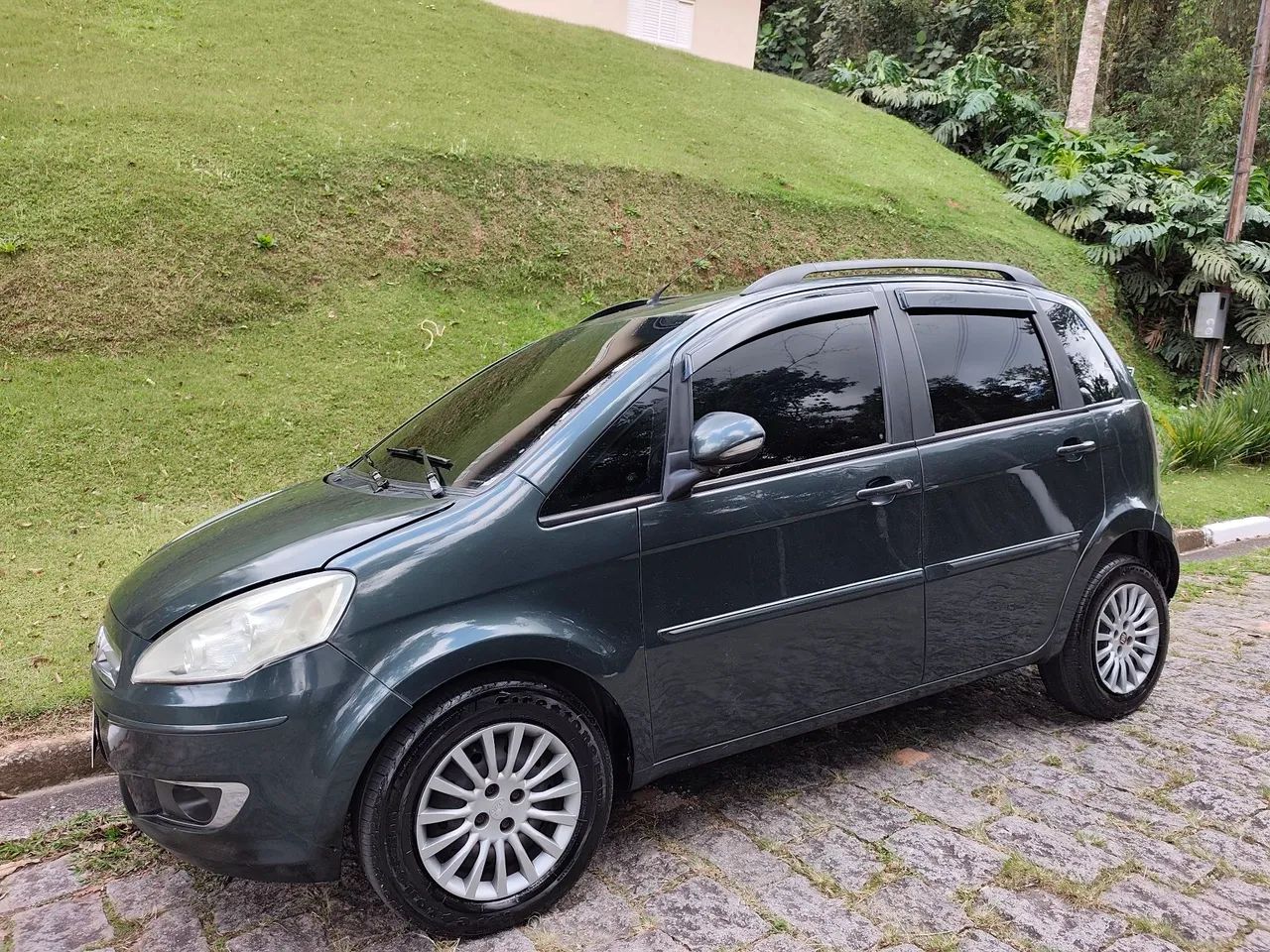 Fiat Idea Attractive 1.4 Fire Flex 8V 5P 2014 - Foto 5