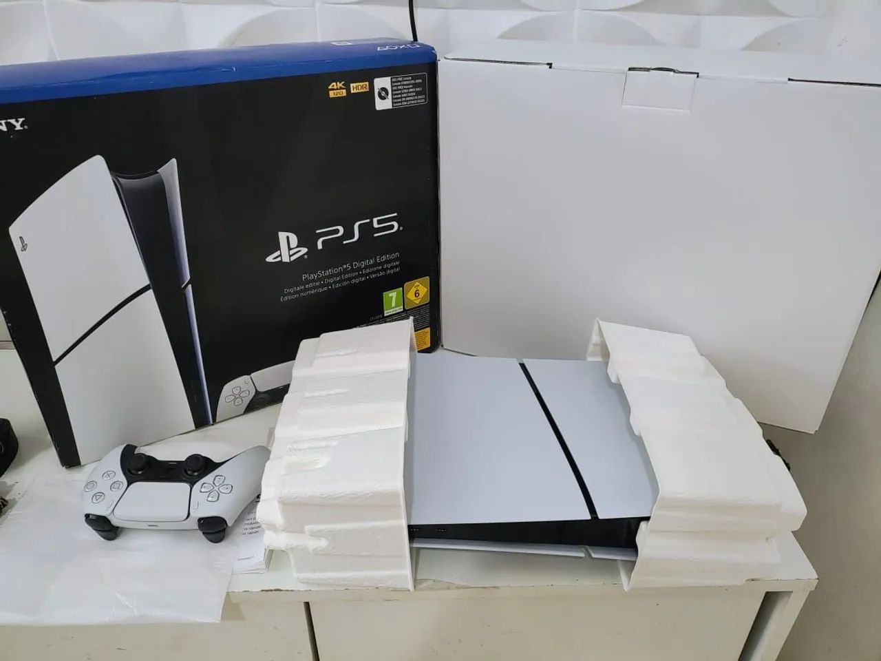 PS5 SLIM 1 TB DIGITAL  - Foto 5