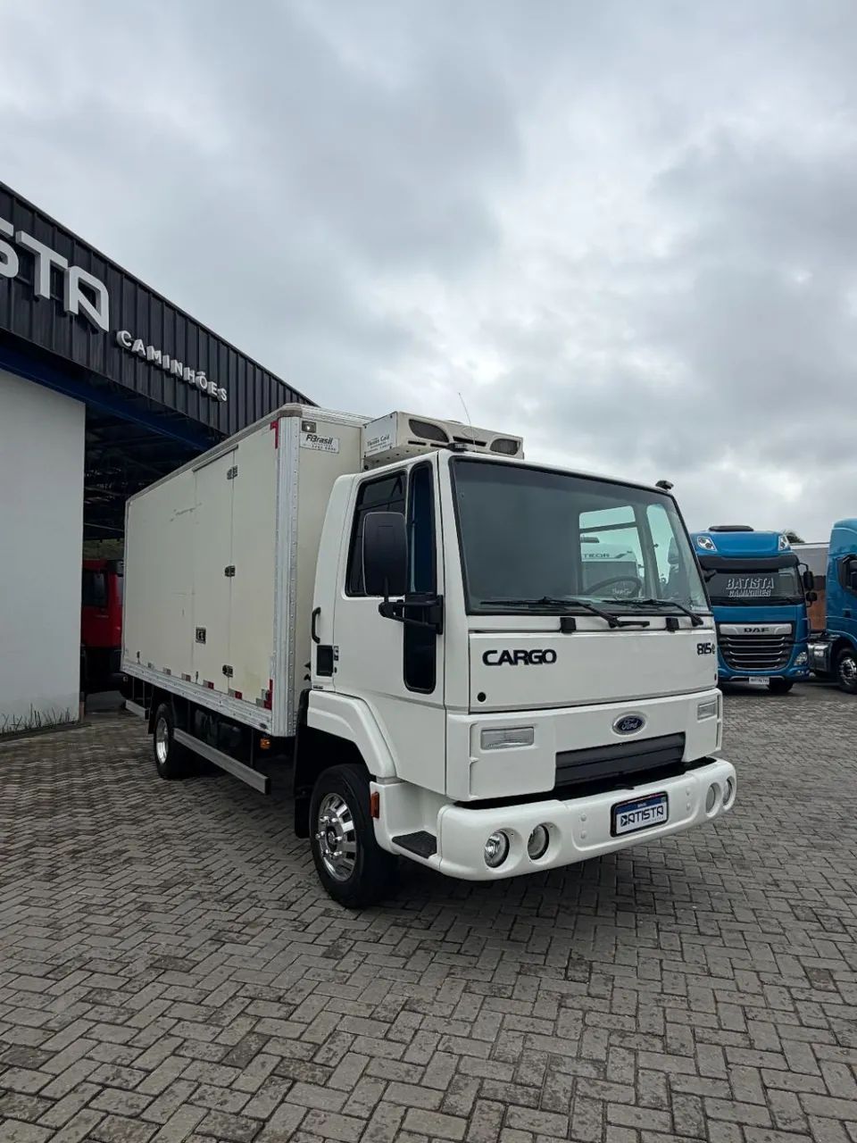 CARGO 815/815 S/815 E Turbo 2p (diesel) - Foto 3