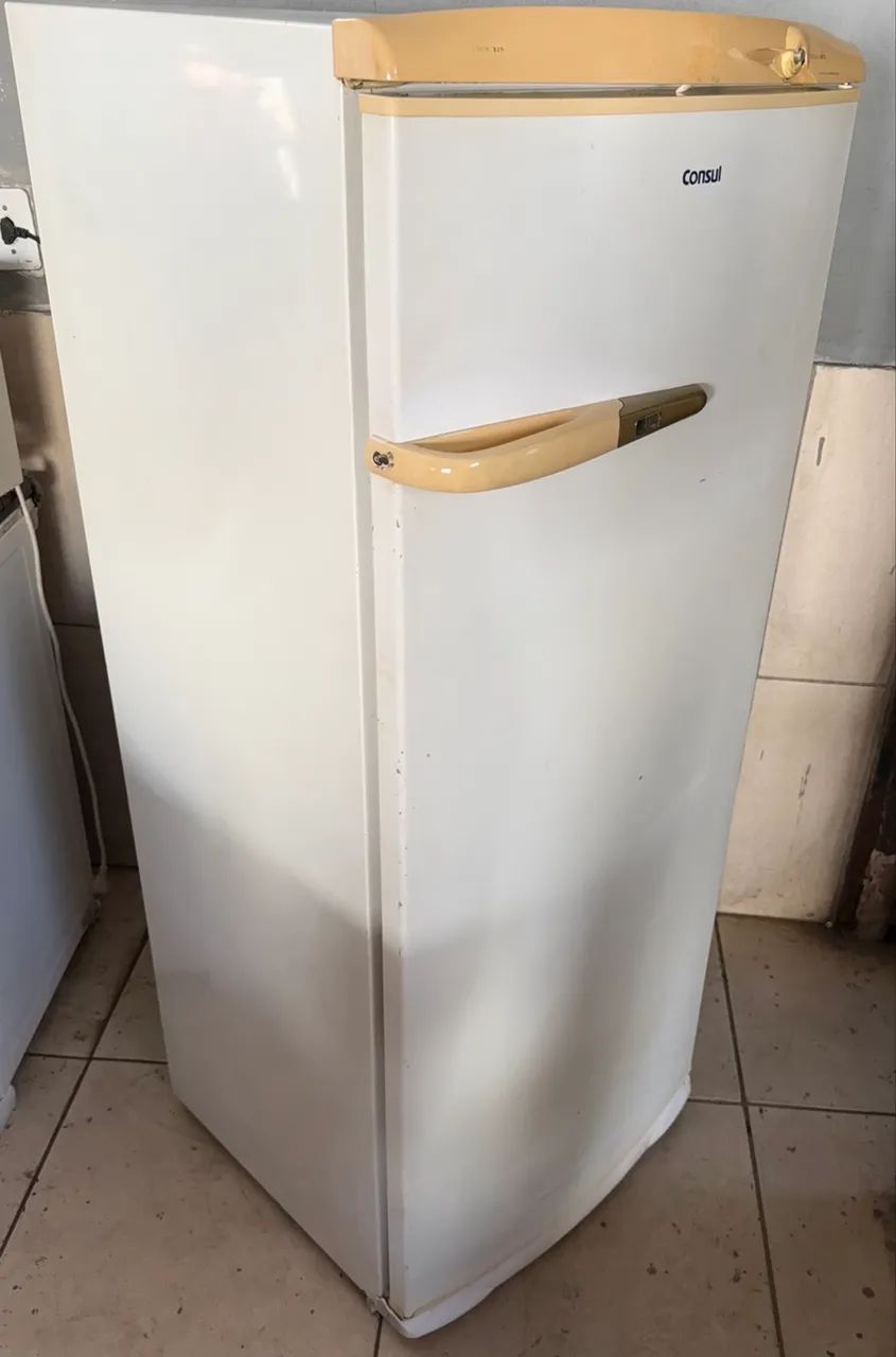 Geladeira cônsul 320 litros usada barata funcionando perfeitamente  - Foto 3