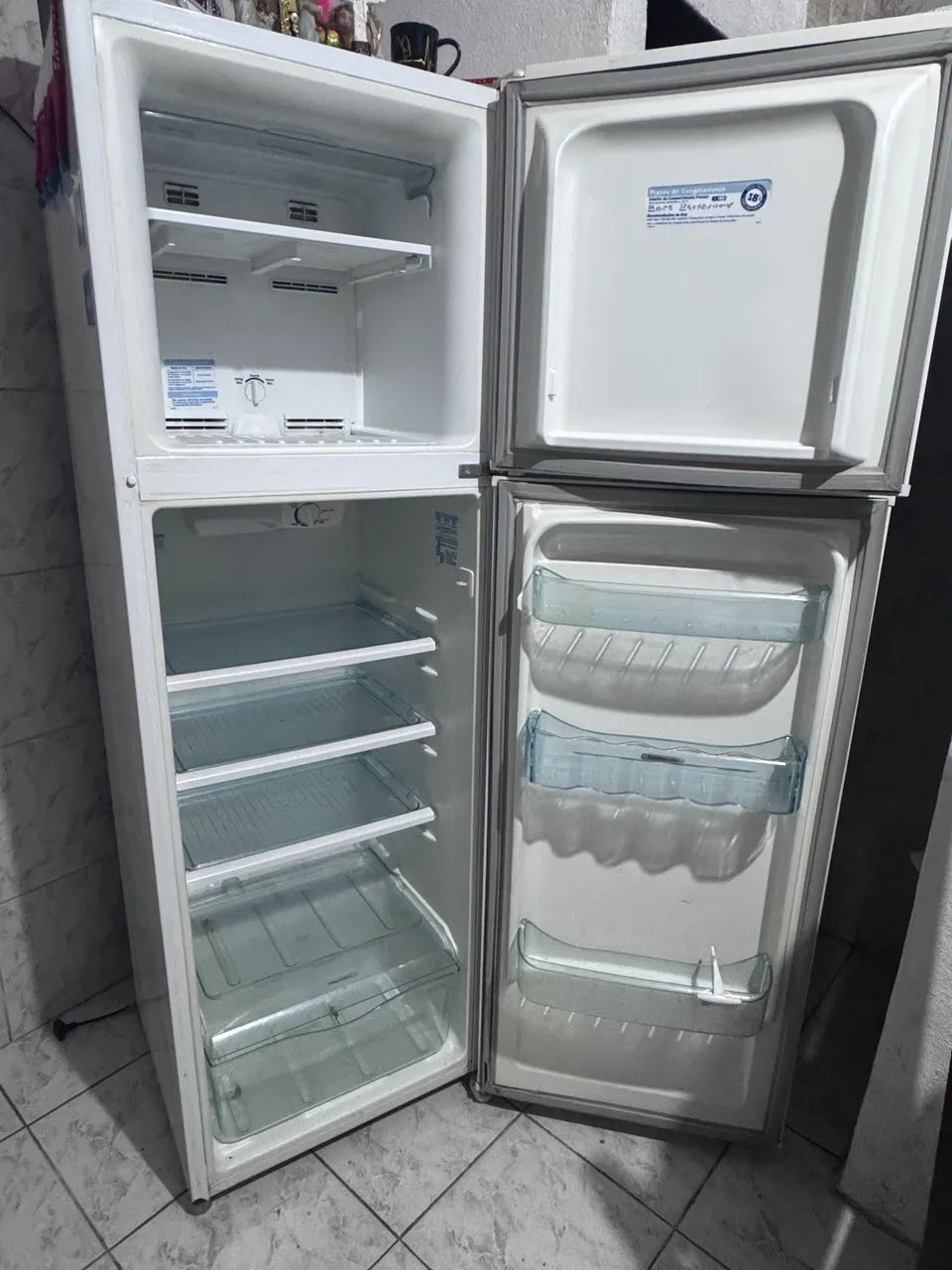 GELADEIRA ELETROLUX  - Foto 2