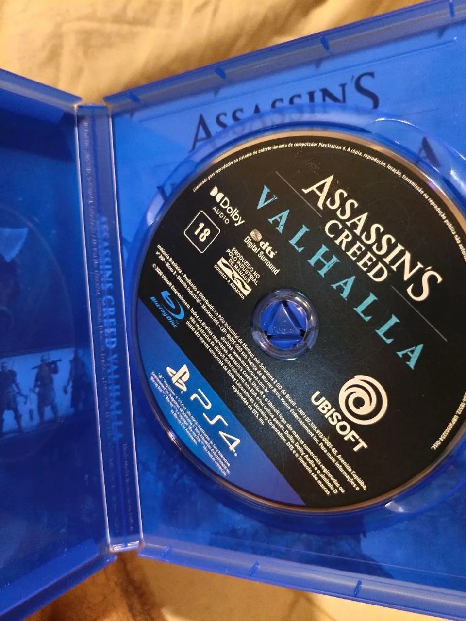 Jogo de ps4 Assassins Creed Valhalla - Foto 3
