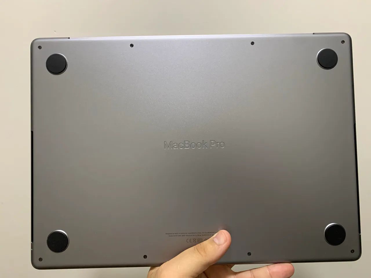 MacBook Pro M1 Pro 2021/ 16GB RAM/ 512GB SSD/ 14 polegadas - Foto 2