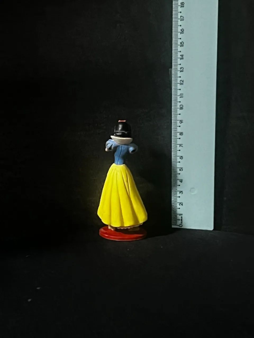 Boneca miniatura da Branca de Neve - Foto 3