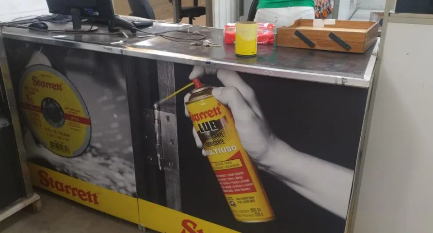 Móveis e Equipamentos Comerciais Usados - Foto 2
