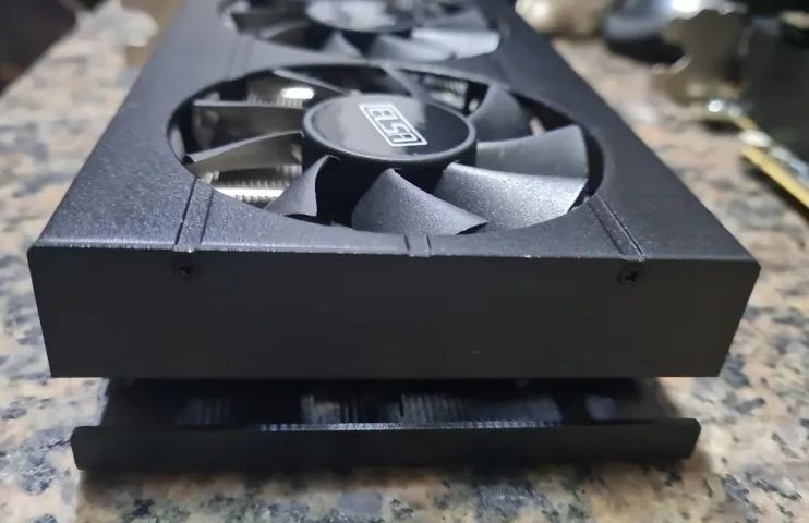Placa Gráfica Rtx3060 De 12 Gb - 192 Bits - japonesa Da Elsa - Foto 2