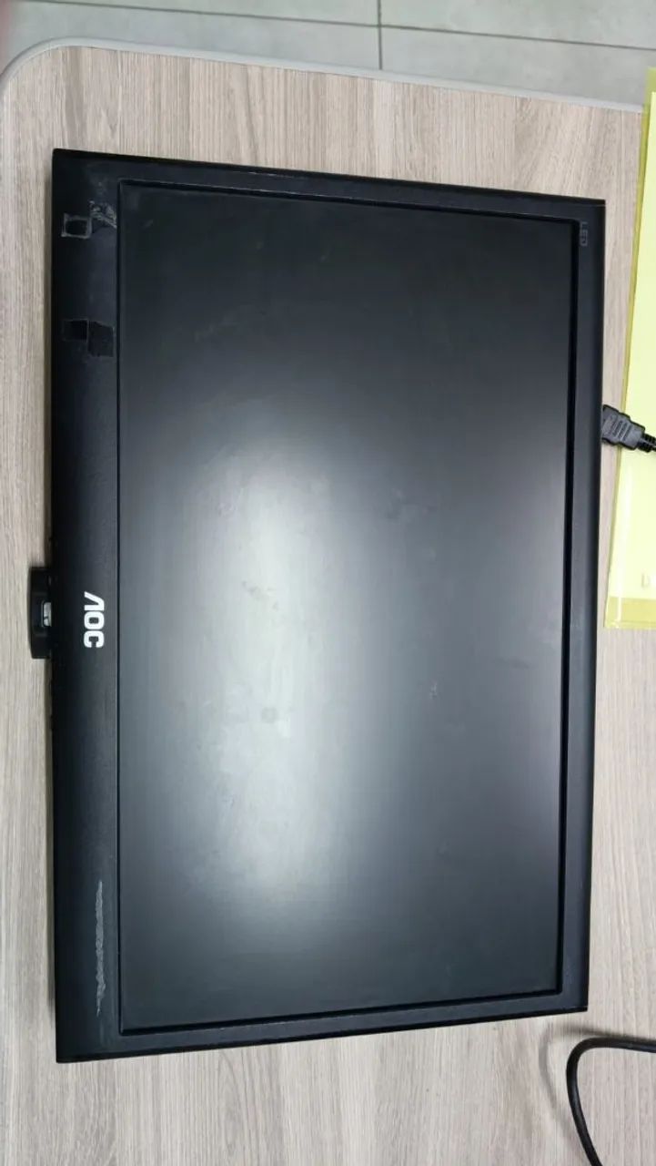 Monitor AOC LCD 18.5