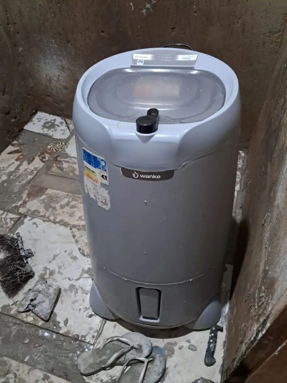Vendo essa centrífuga usada wanke 15 kg vendo pra pessoas que compram coisas quebradas  - Foto 3
