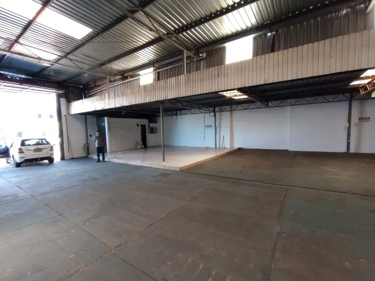 SALÃO COMERCIAL NO BAIRRO PIRATININGA - Foto 3