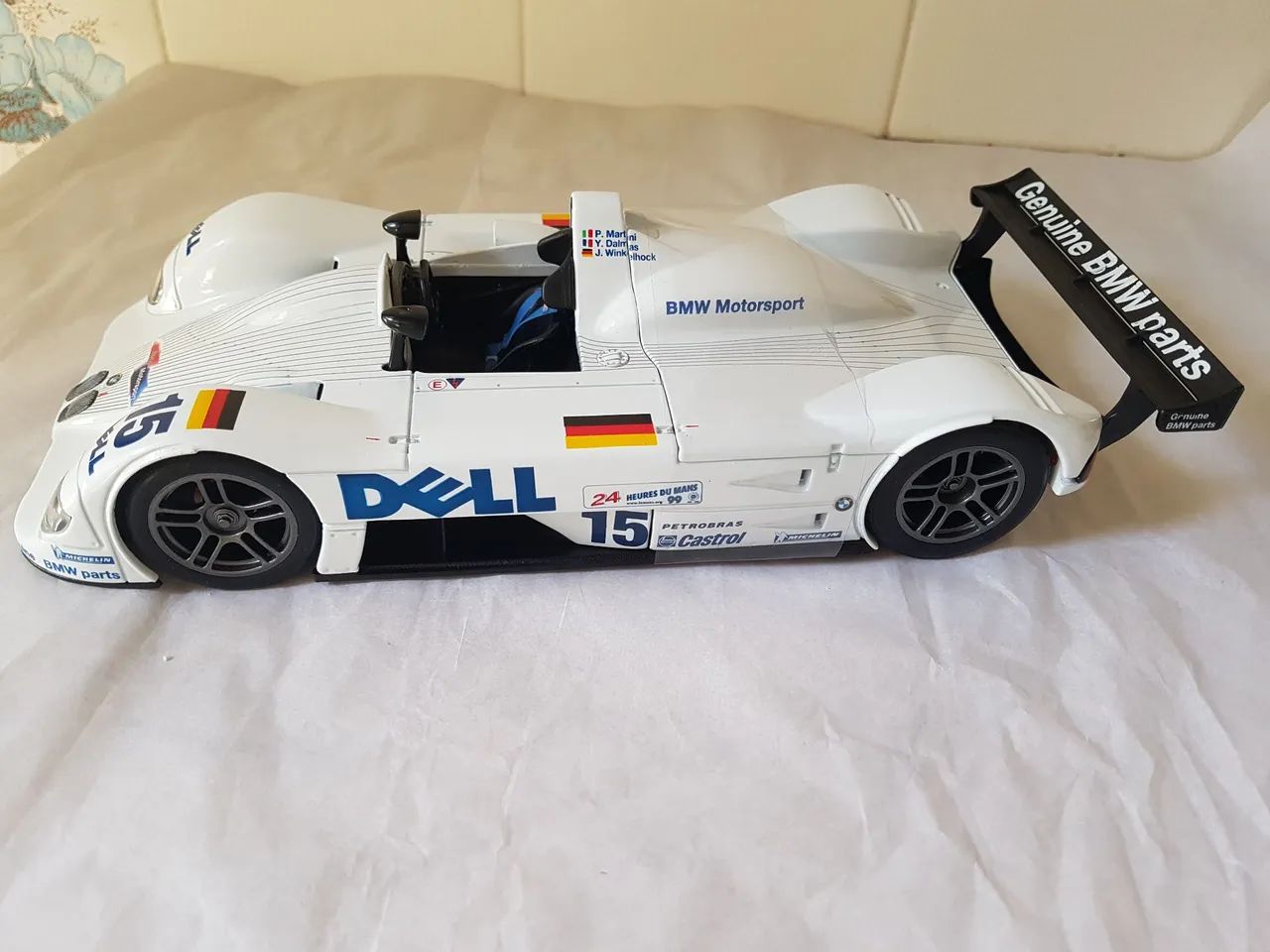 Miniatura 1/18 BMW V12 LMR 1999 - Foto 2