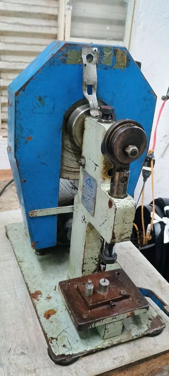 Mini prensa de 500 kilos de força a 2000 kl - Foto 3
