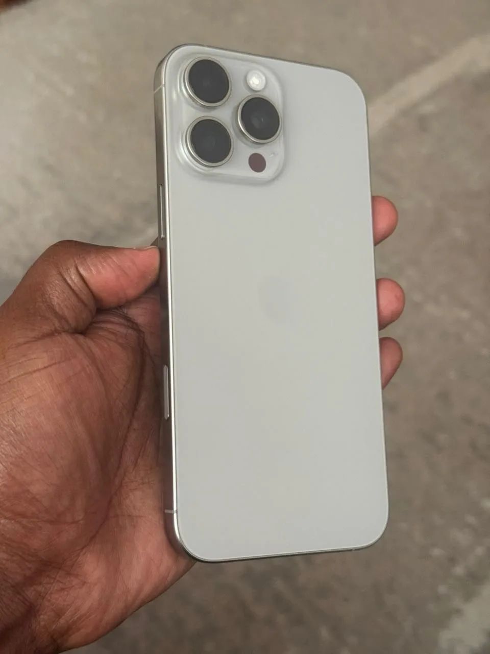 iPhone 16 Pro Max  - Foto 3