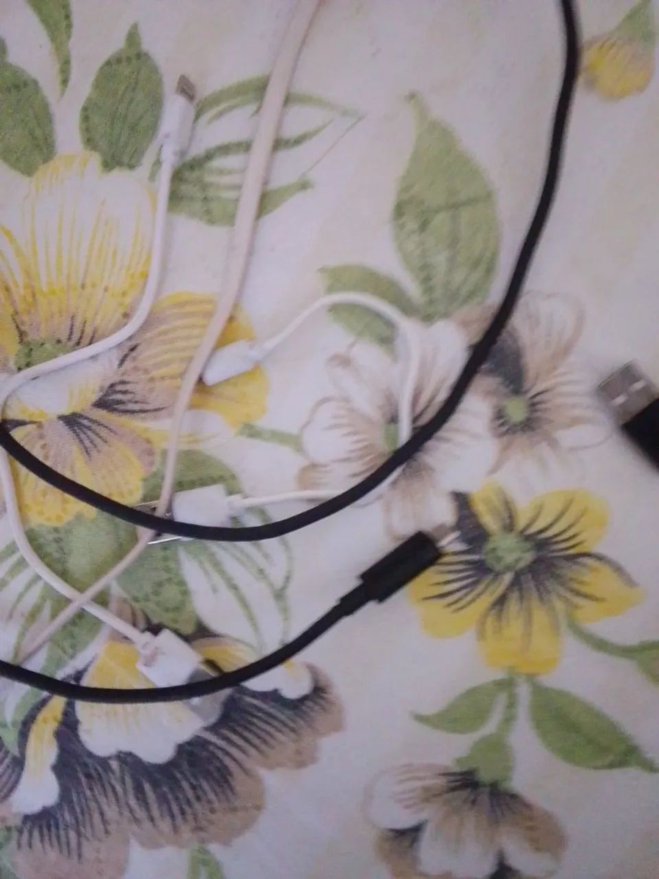 Lote de cabos USB-C, Micro USB e outros - Todos funcionando - Foto 4