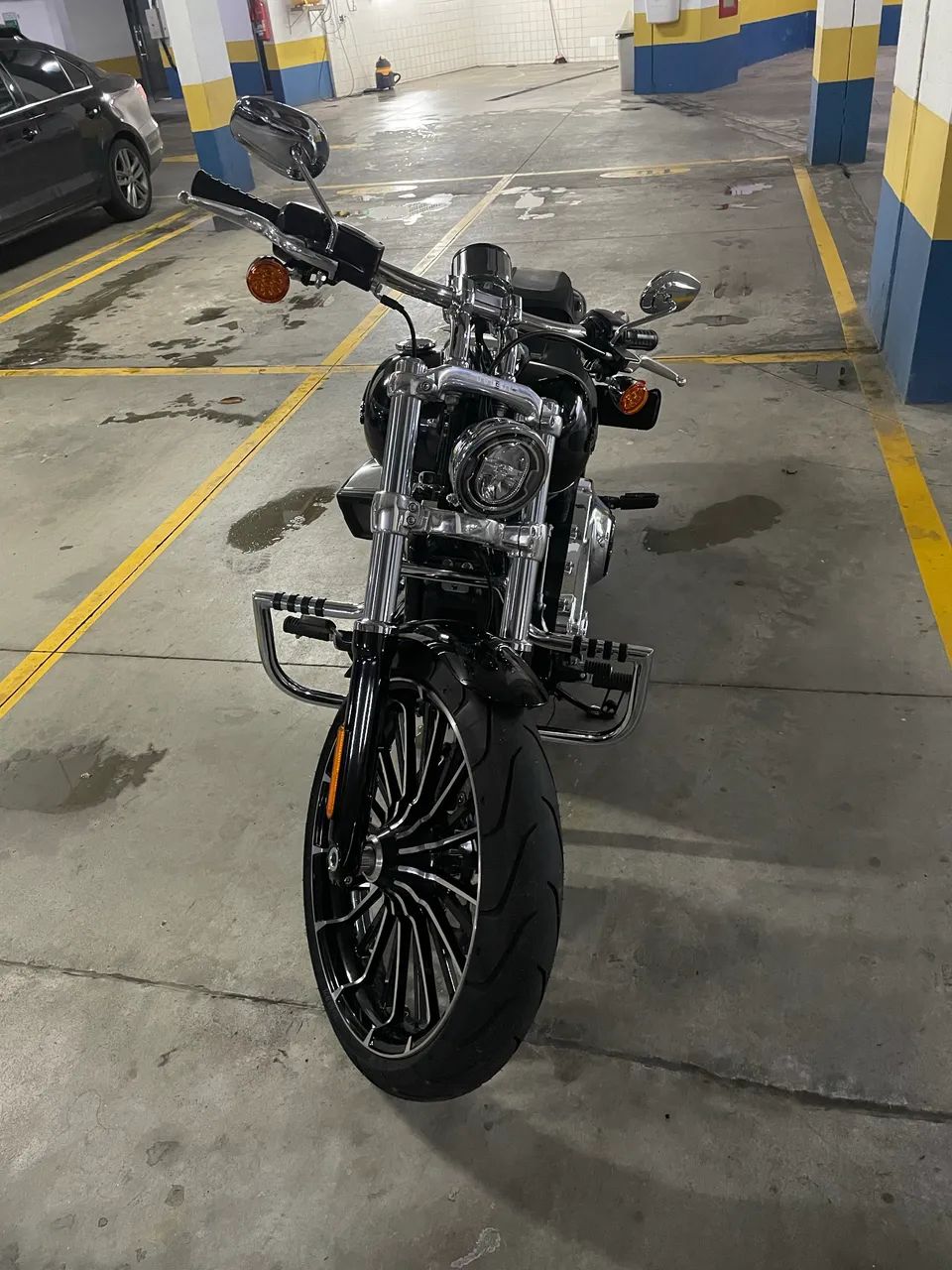 Harley Davidson Breakout 2025 - Foto 3