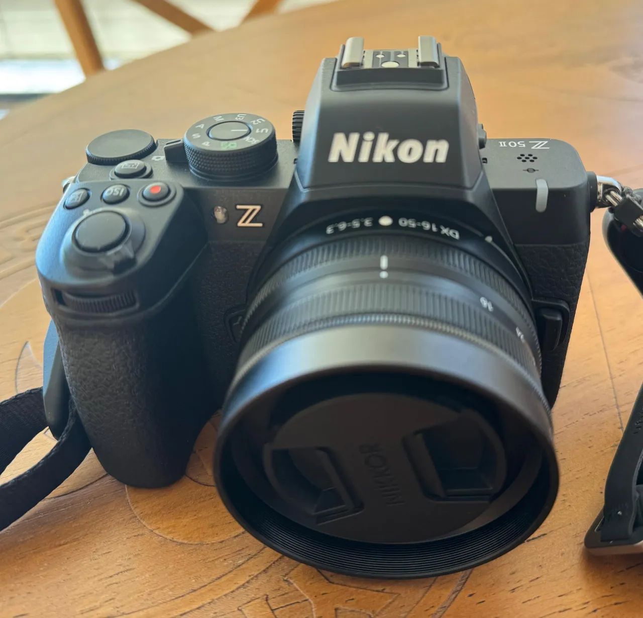 Câmera Mirrorless Nikon Z50ii + lente Nikkor 16-50mm + Brindes