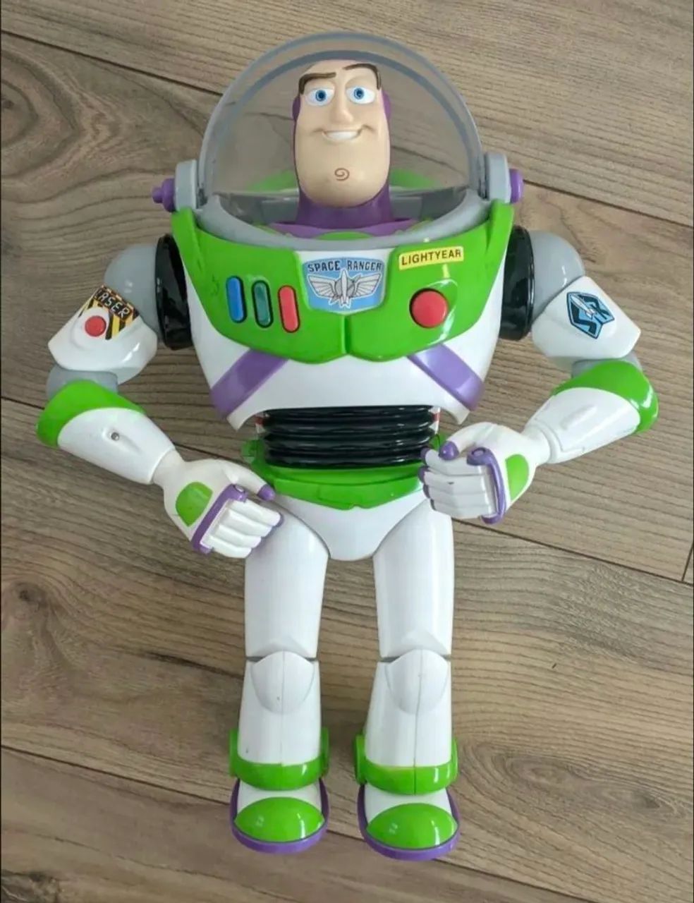 Buzz Lightyear - Disney/Pixar - Foto 2