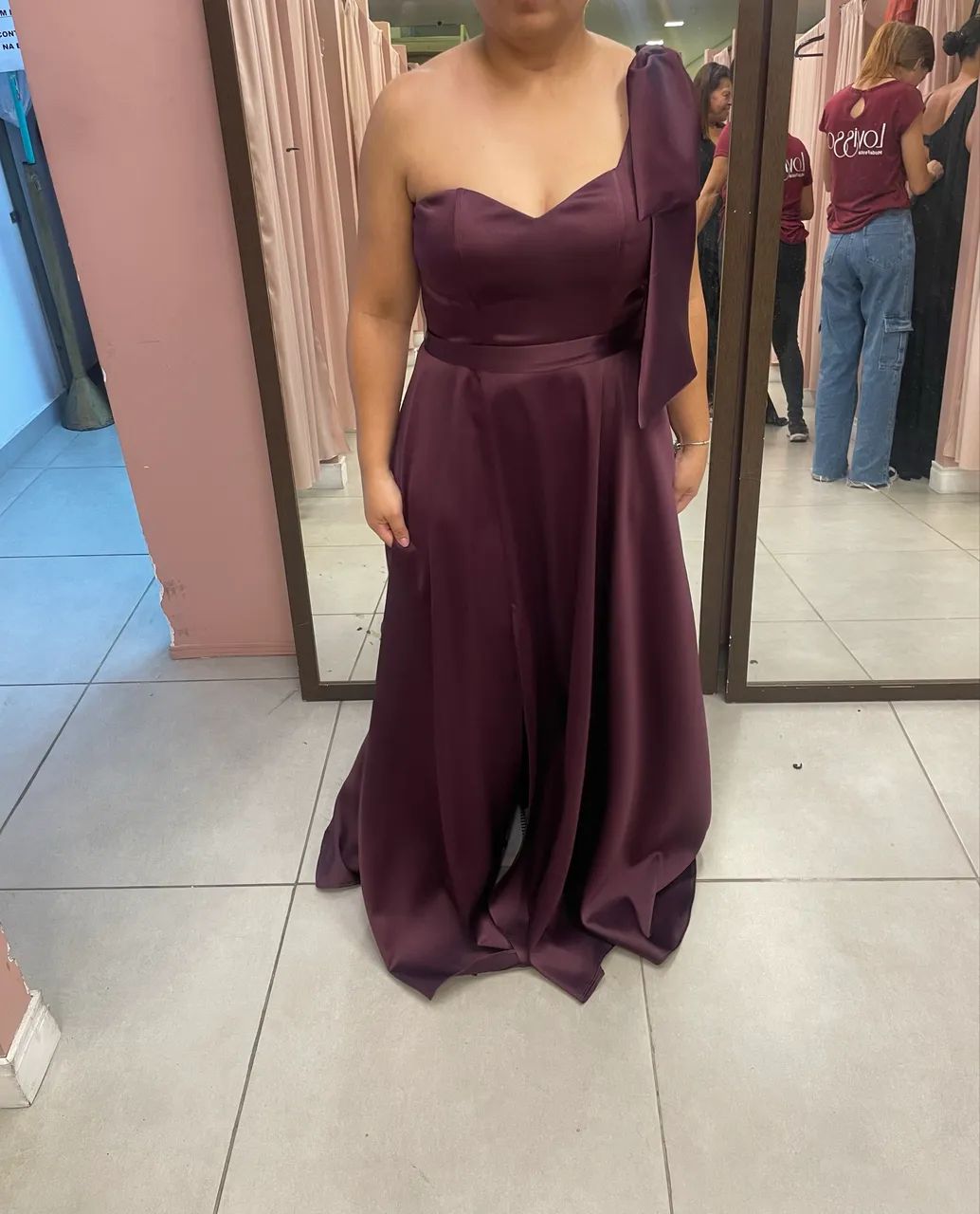 Vestido de festa uva profunda