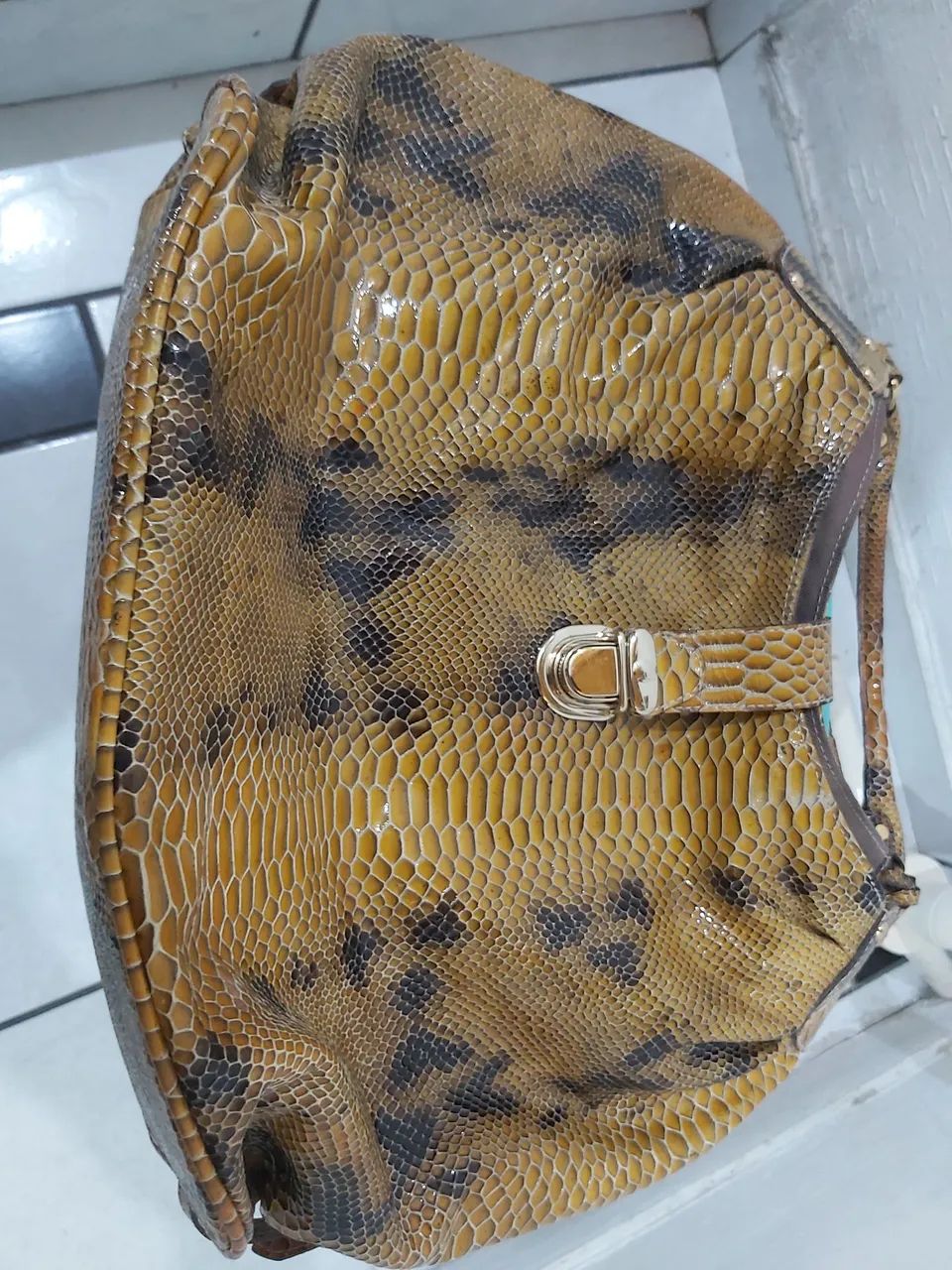 BOLSA GRANDE PHYTON COURO EXÓTICO CORSO COMO  - Foto 4