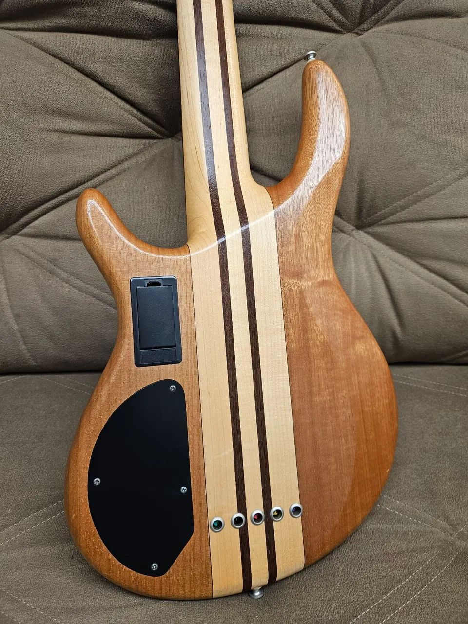 Contrabaixo Cort A5 . warwick, Fender, Music Man - Instrumentos
