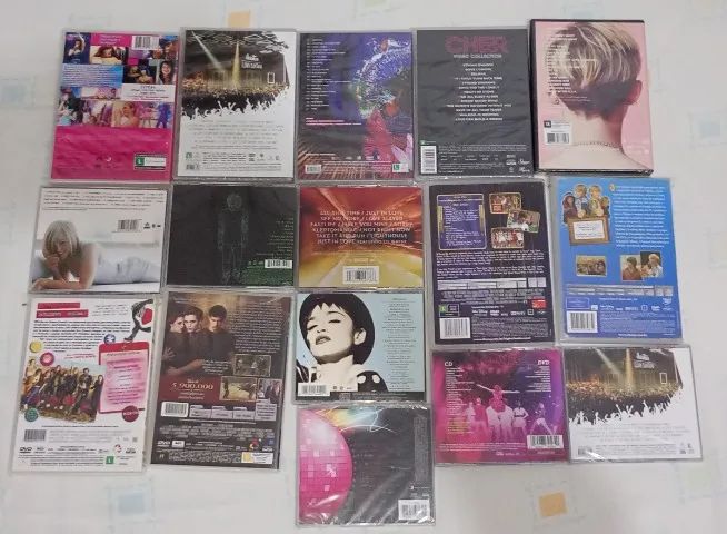 COMBO CDs e DVDs Variados 16 itens - Foto 2