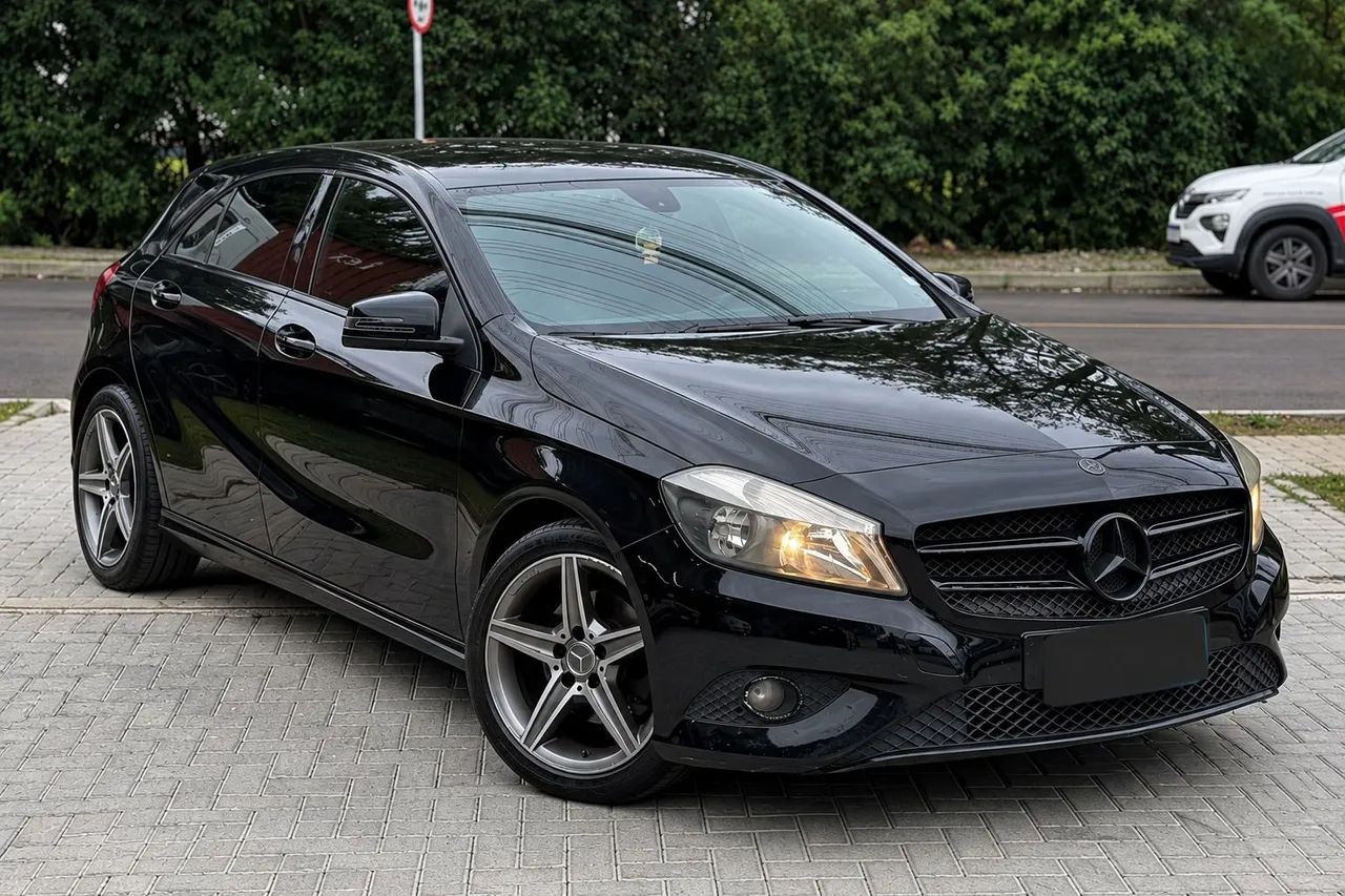 Mercedes-Benz Classe Classe A 200 1.6 TB 16V Urban 156cv Aut. 2014