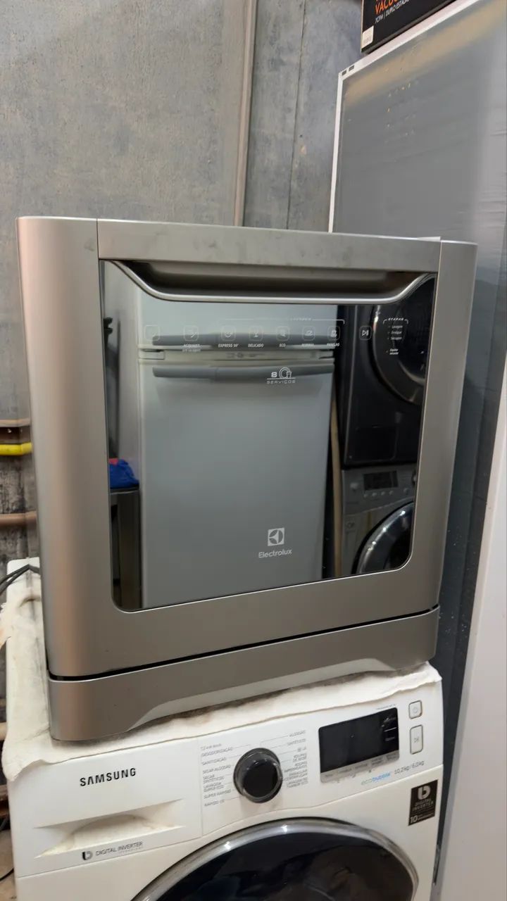 LAVA-LOUÇAS ELECTROLUX 