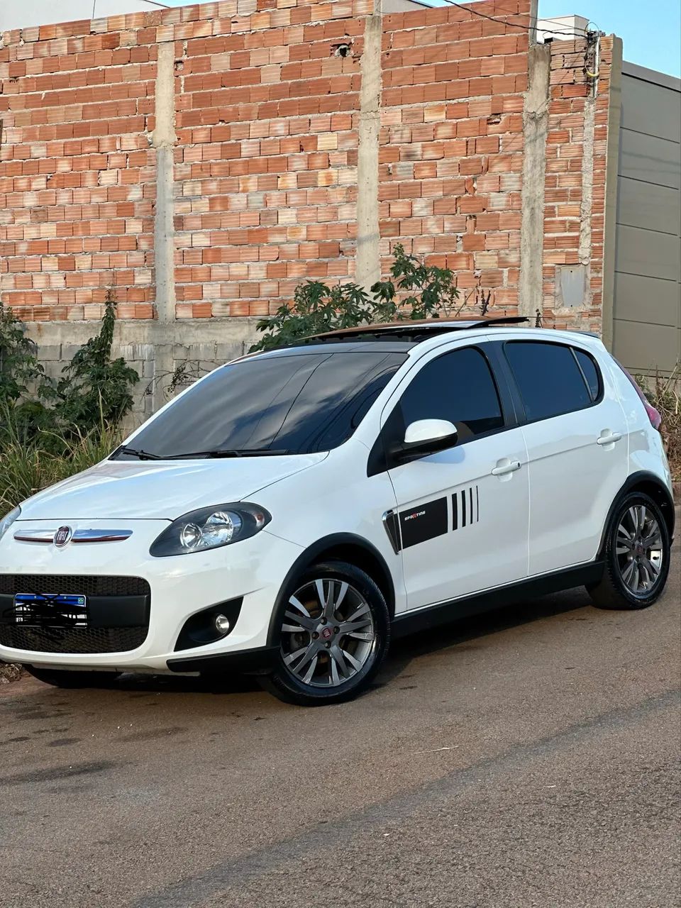 Fiat Palio Sporting 1.6 Flex 16V 5P 2015
